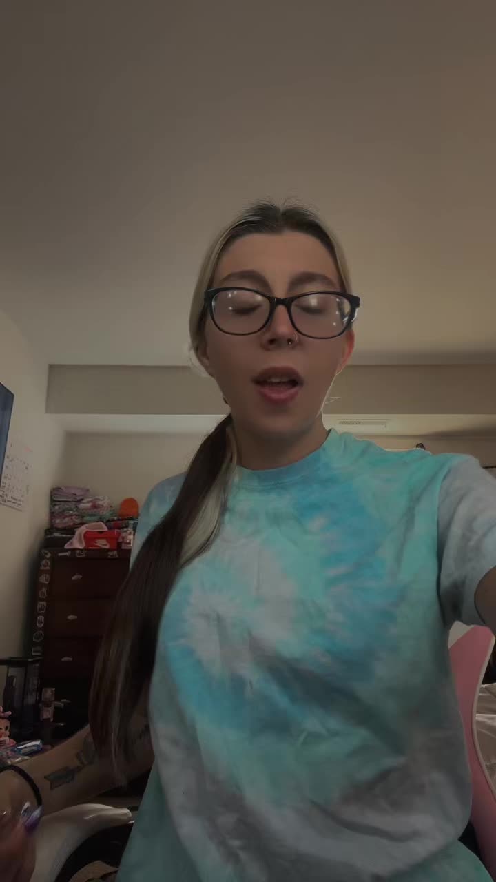 @Kikidoyouluvme😈