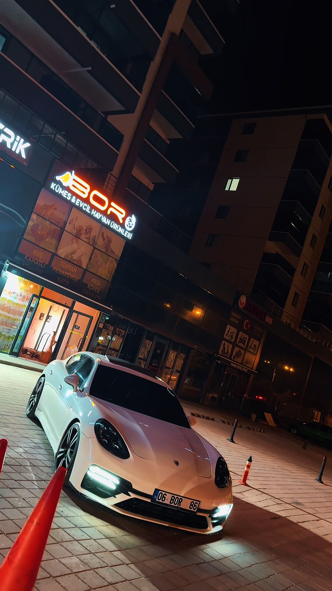 @Şahin