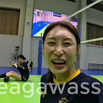 @kandhuy