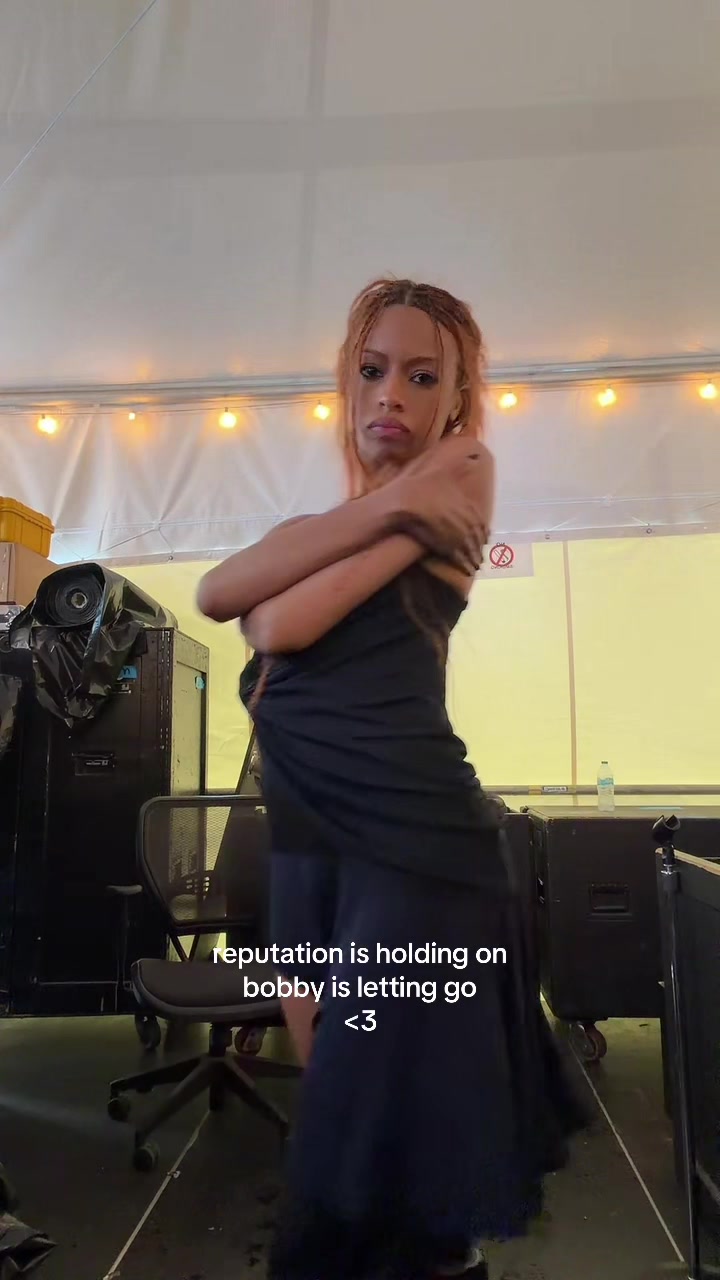 @ravyn lenae