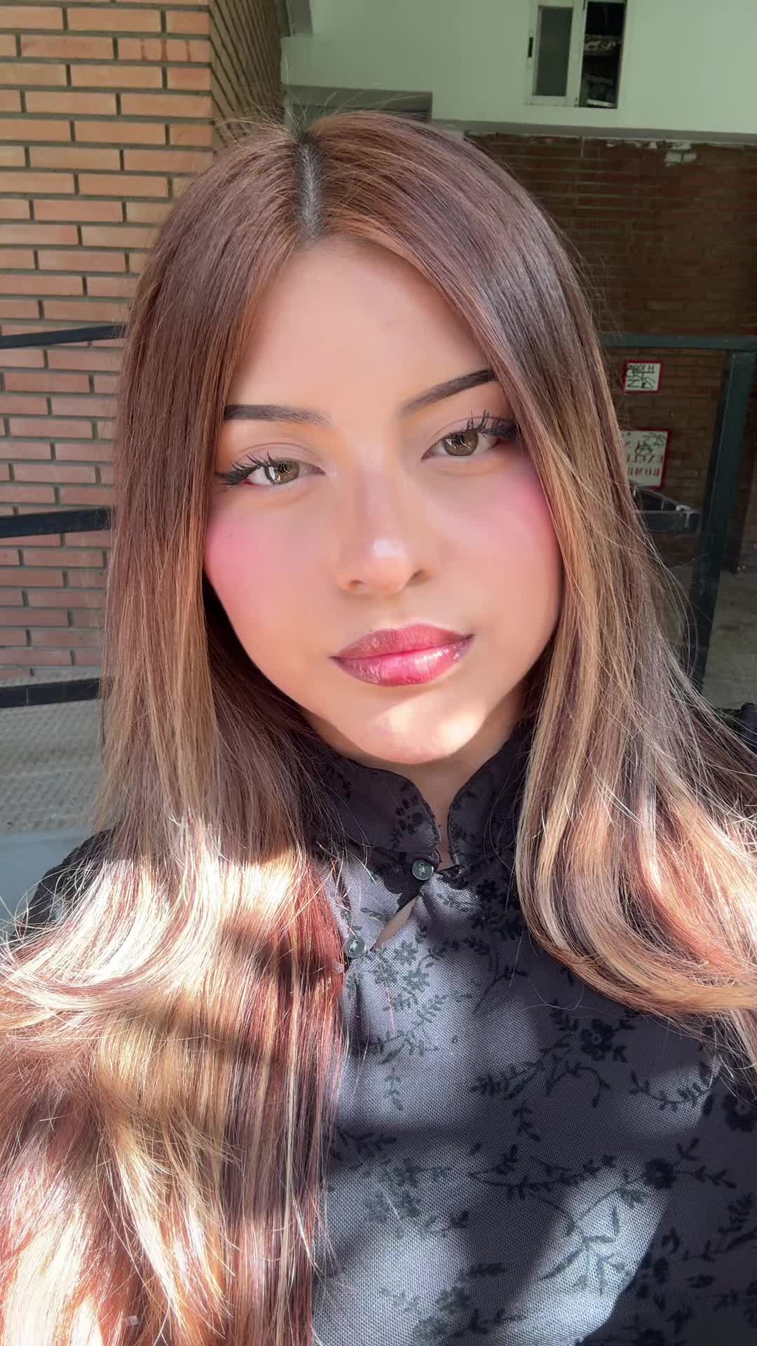 @𝐧𝐚𝐢𝐫𝐚𝟐𝟑