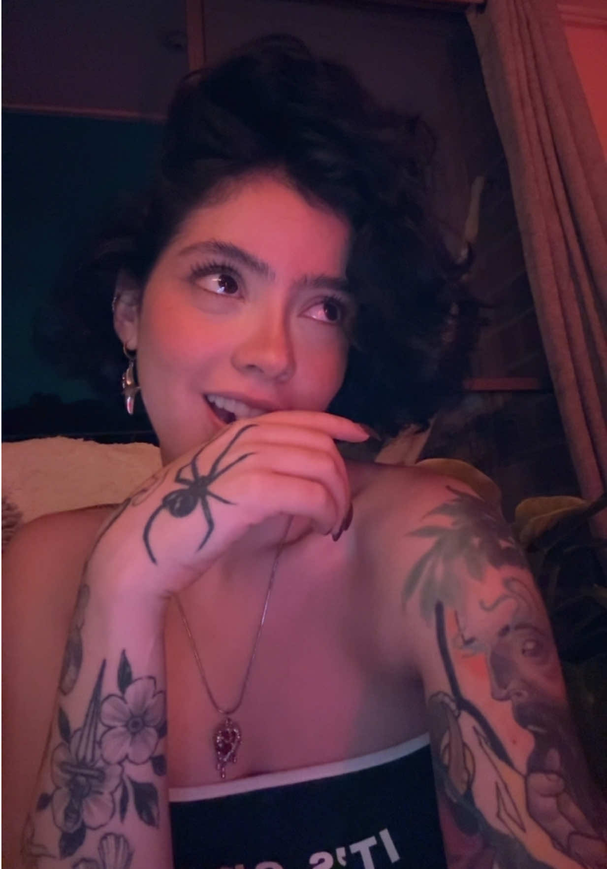 @L A N A 🕷️
