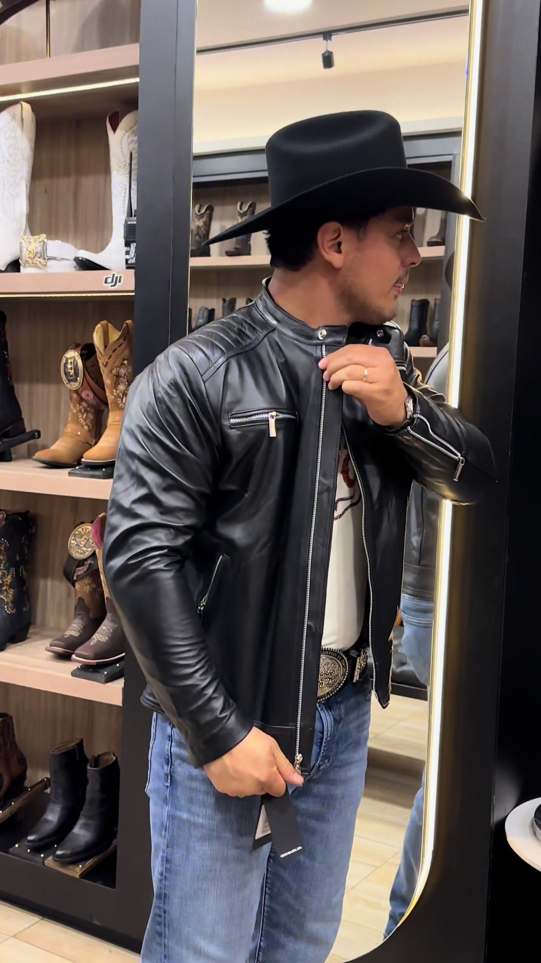 @Lara boots