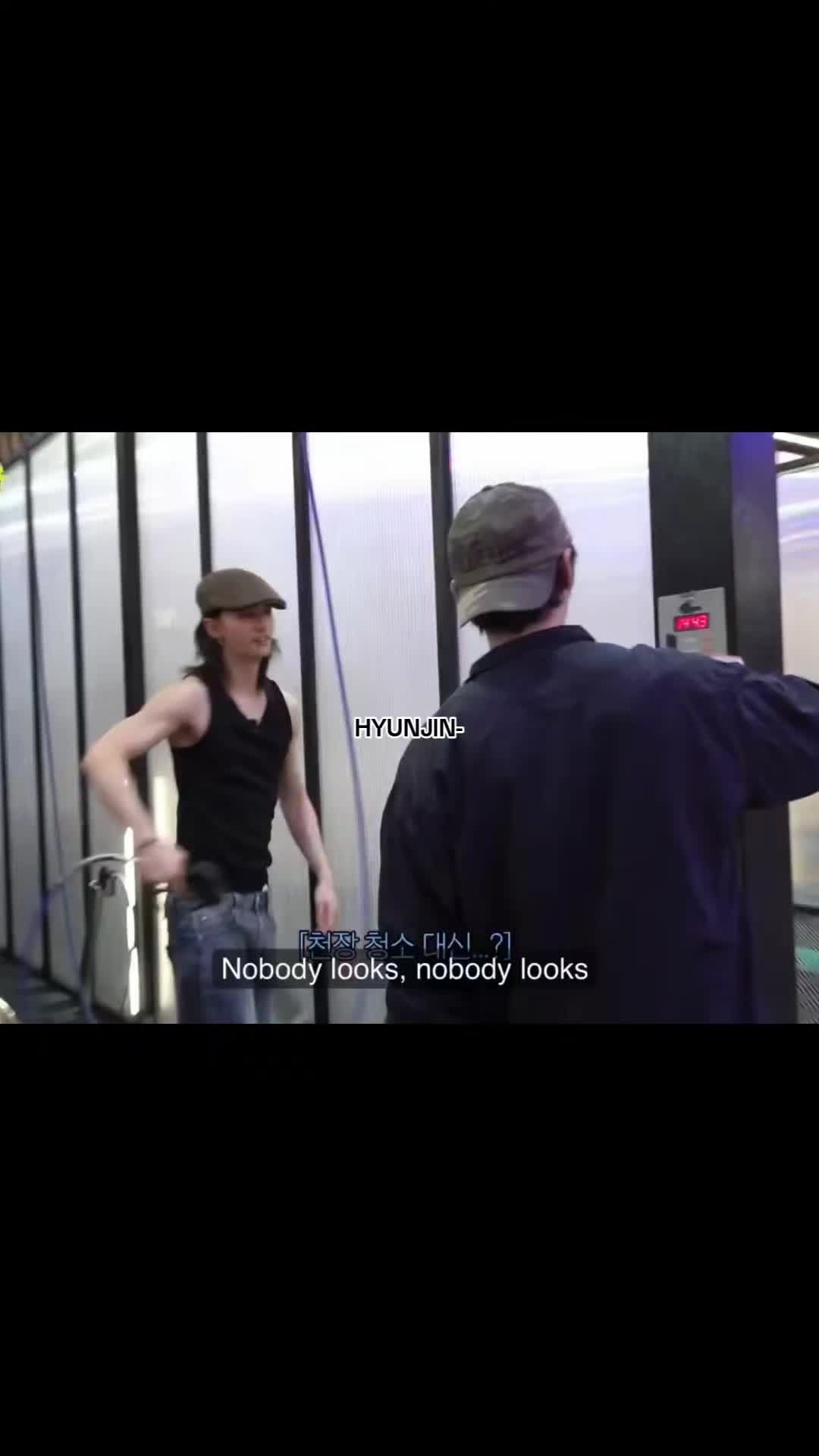 @v