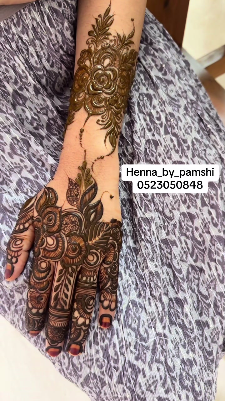 @Dubai Henna Artist🇦🇪