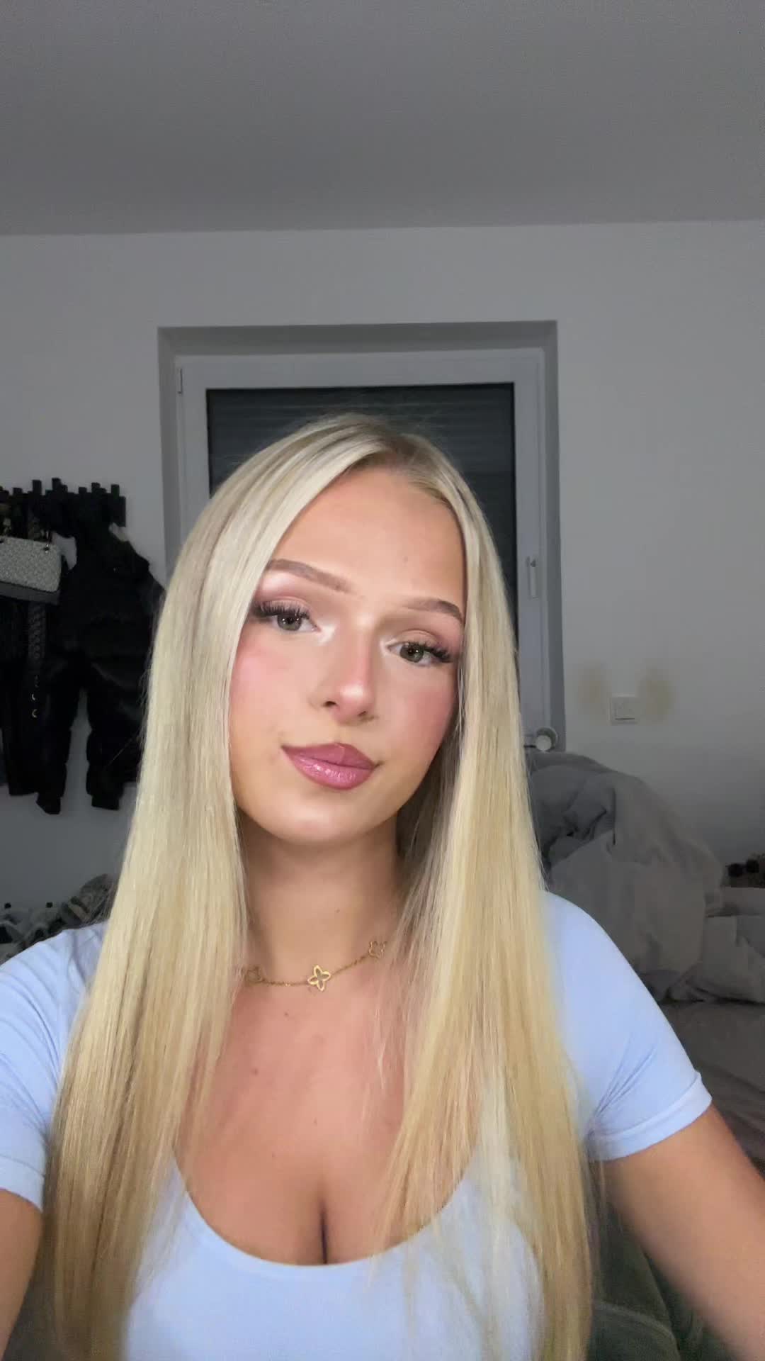 @𝐙𝐨𝐞𝐲