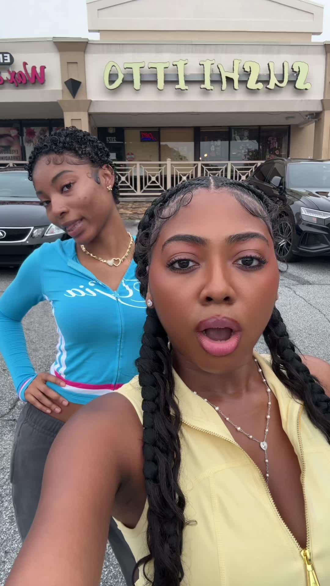 @Meekianaaa