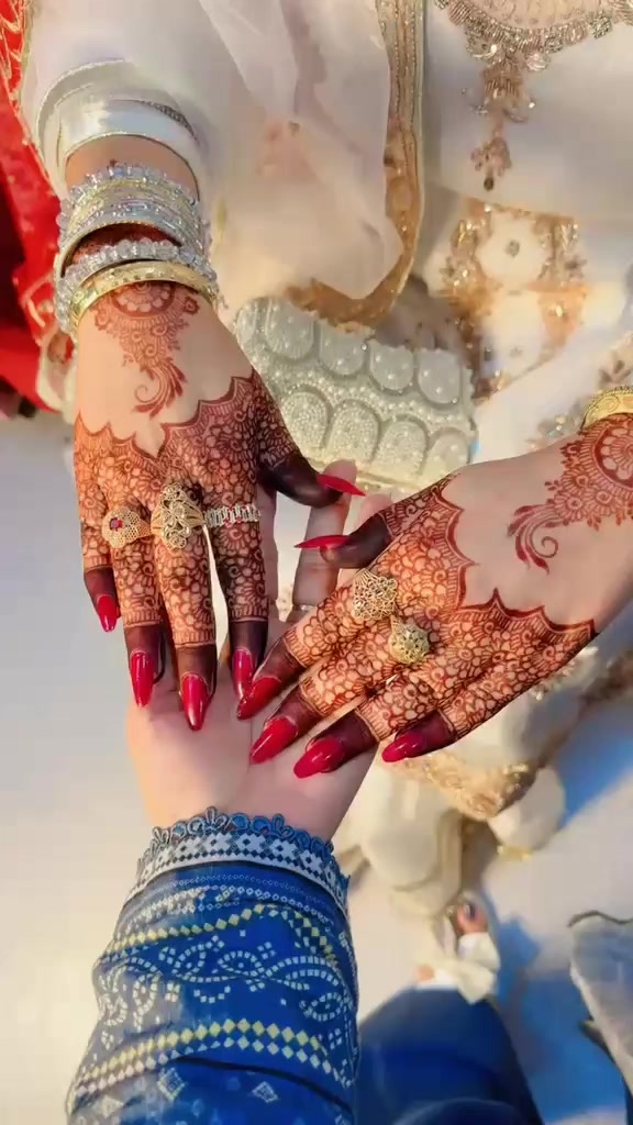 @❦𝚂𝚑𝚎𝙷𝚊𝚣𝚊𝚍𝚒👑