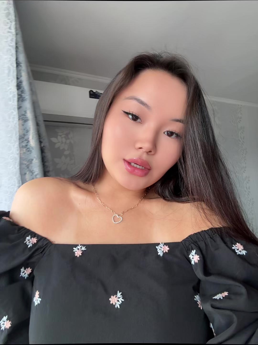 @aknurkaa