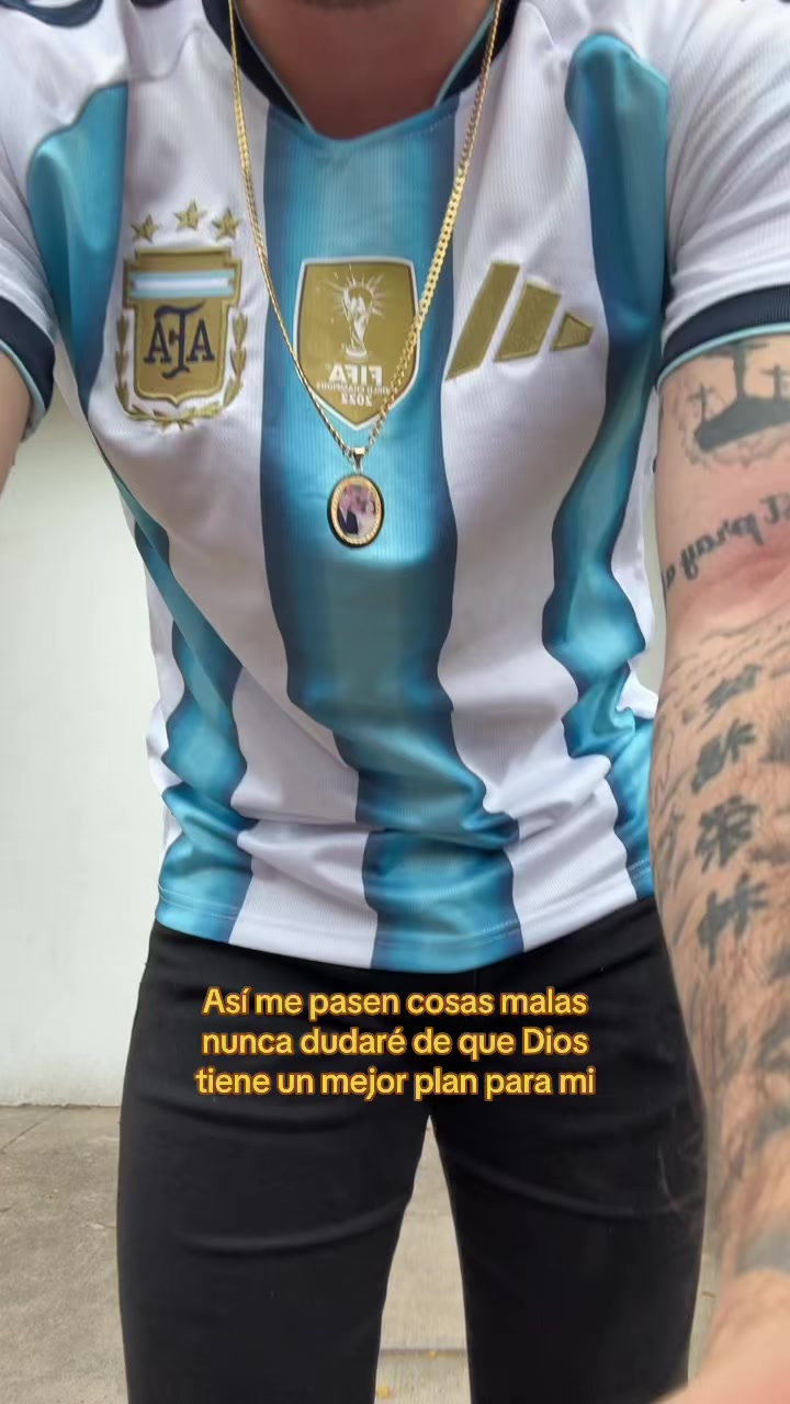 @Esquer