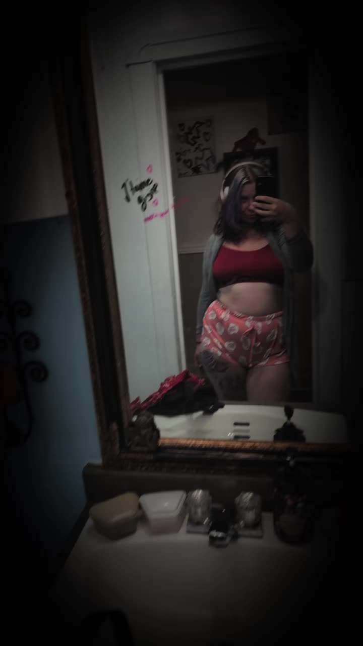 @buzzedqueen