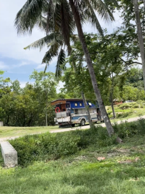 @Bahay Jeep ni Antet