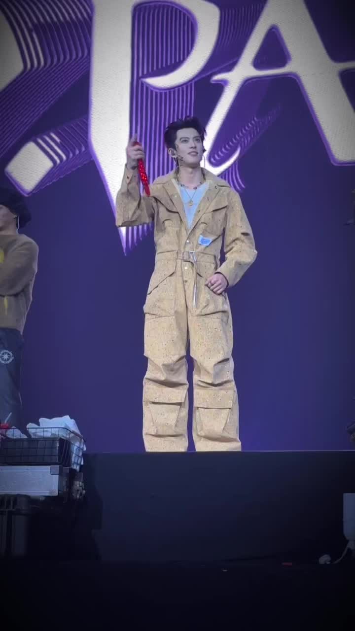 @𝐝𝐲𝐥𝐚𝐧𝐰𝐚𝐧𝐠王鶴棣