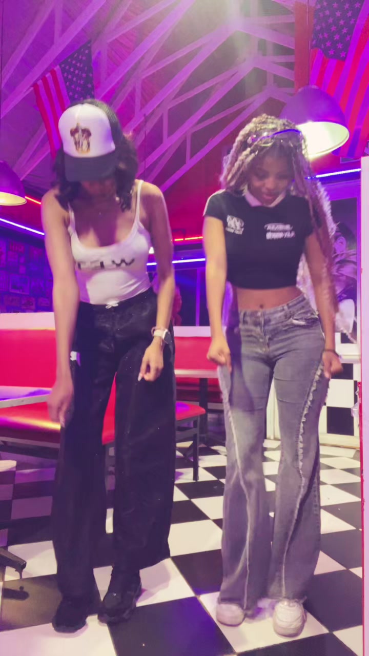 @Uyanda