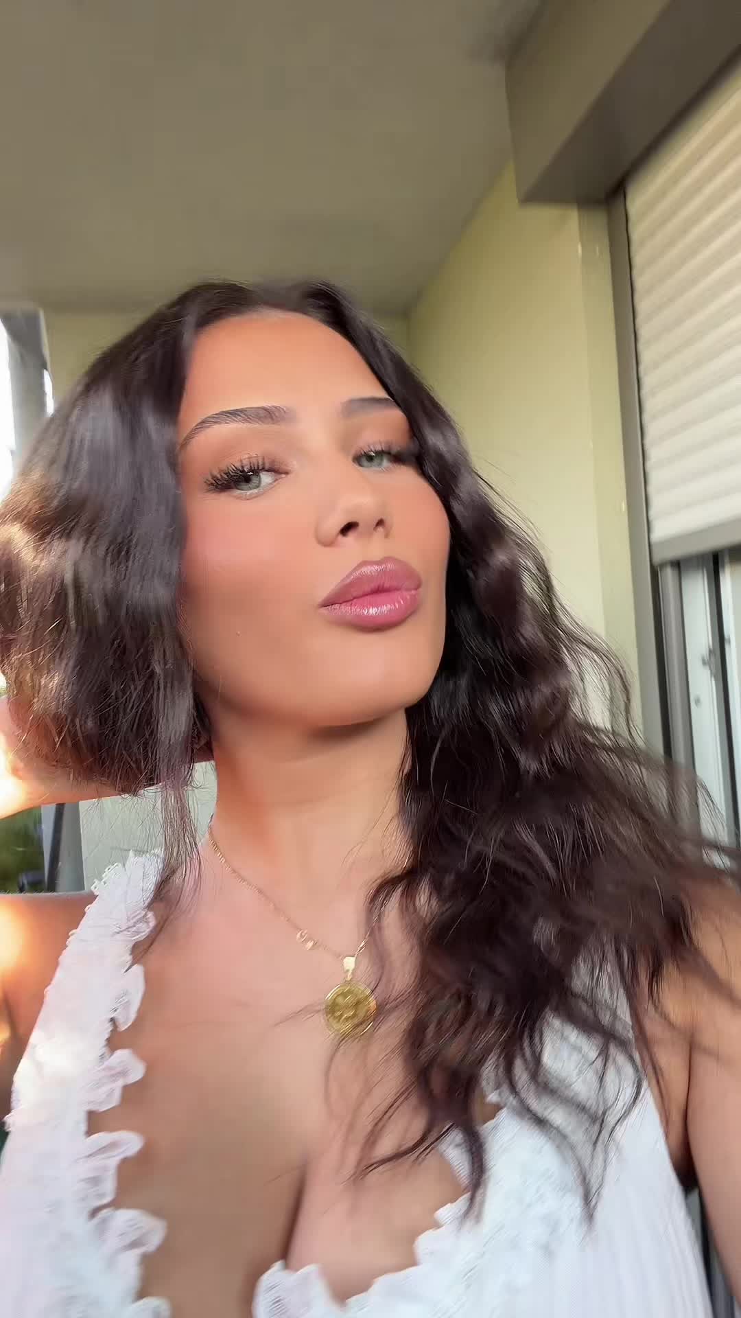 @elina