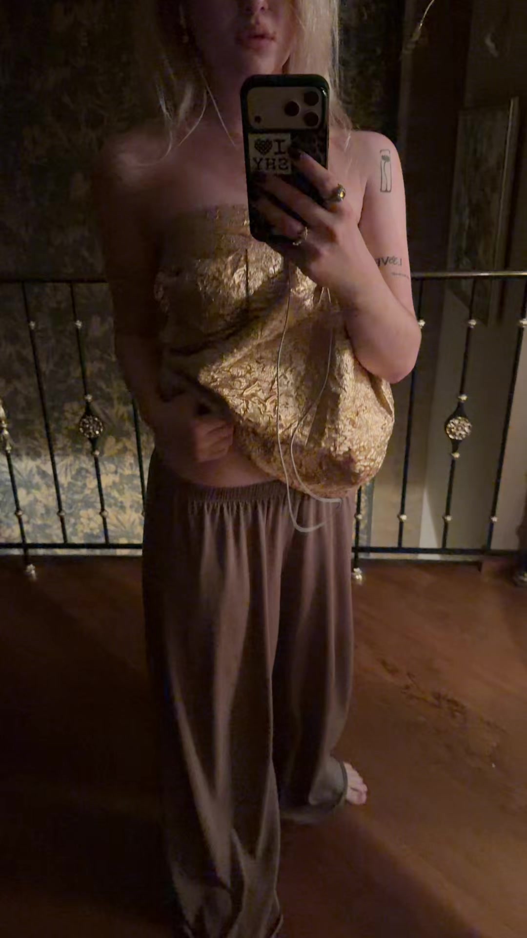 @alinaa