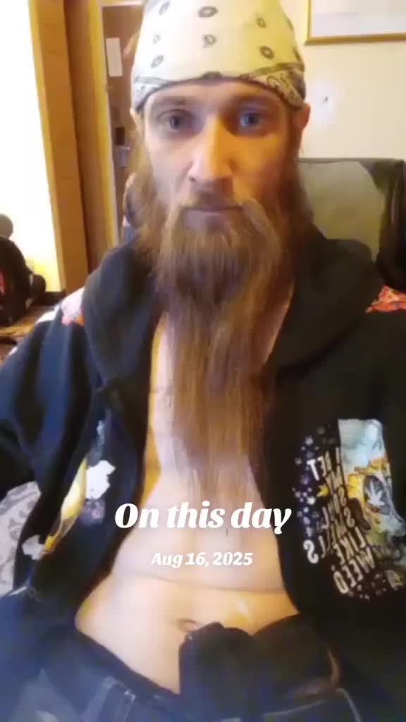 @moist_fajita