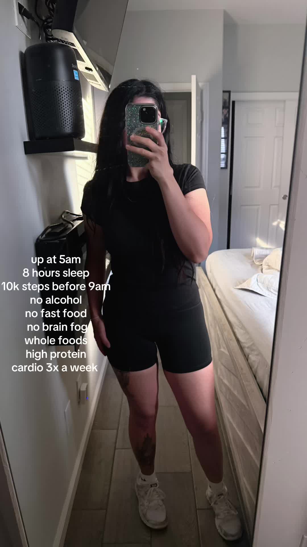 @️