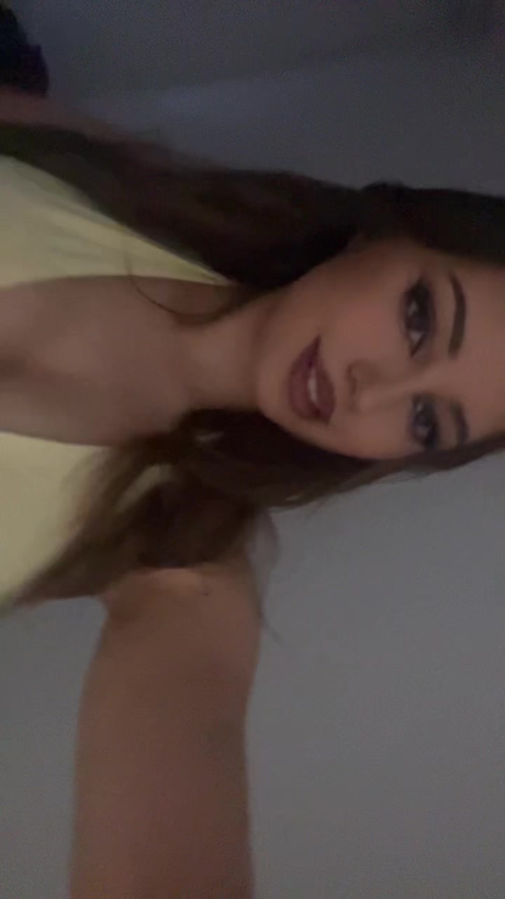 @Yllza