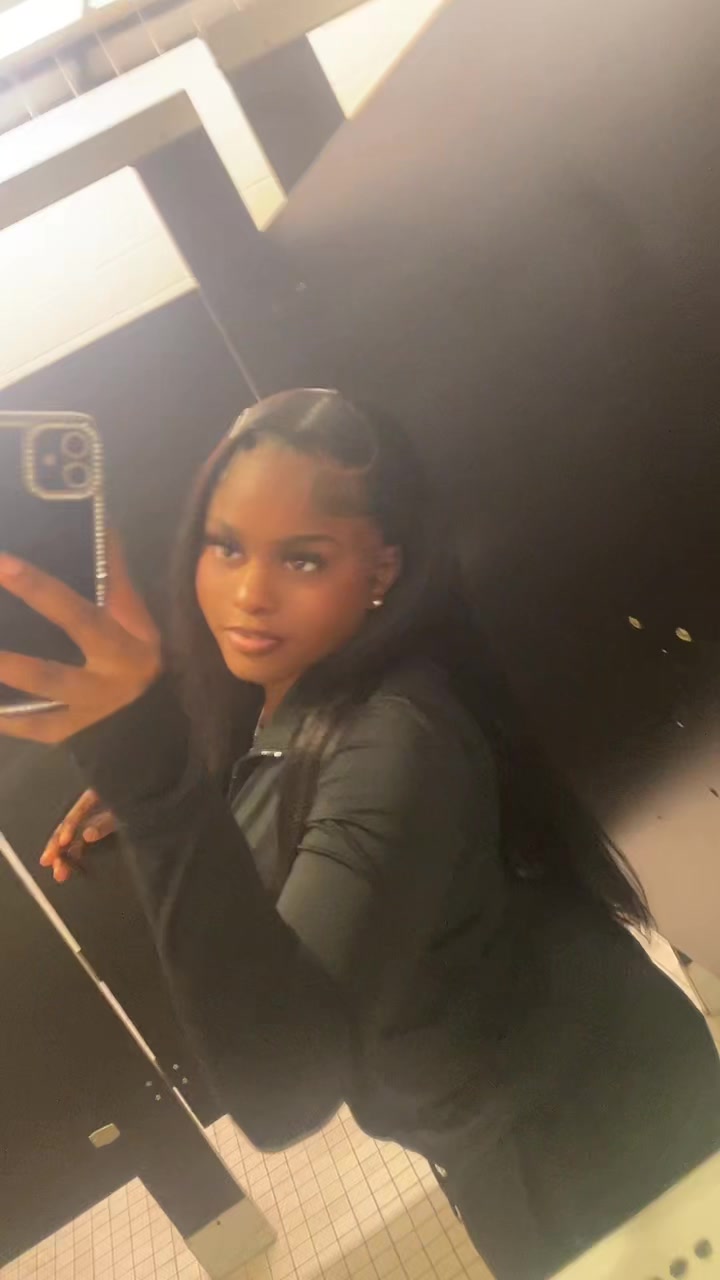 @️