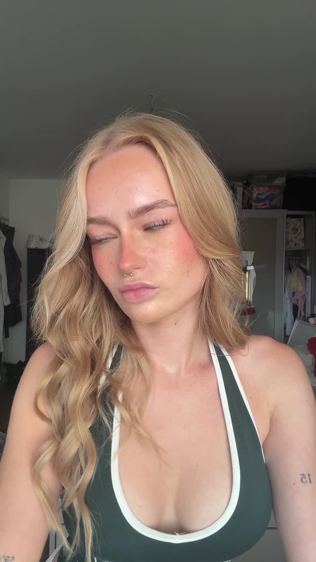 @Alyssa Haley♊︎