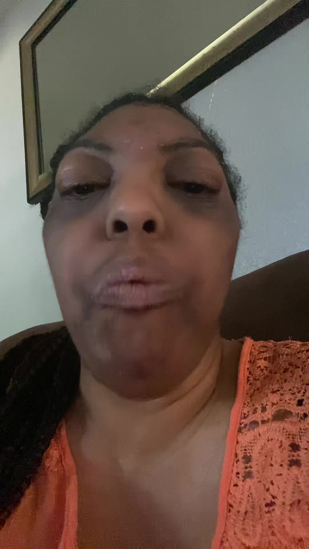 @_shannonderouen
