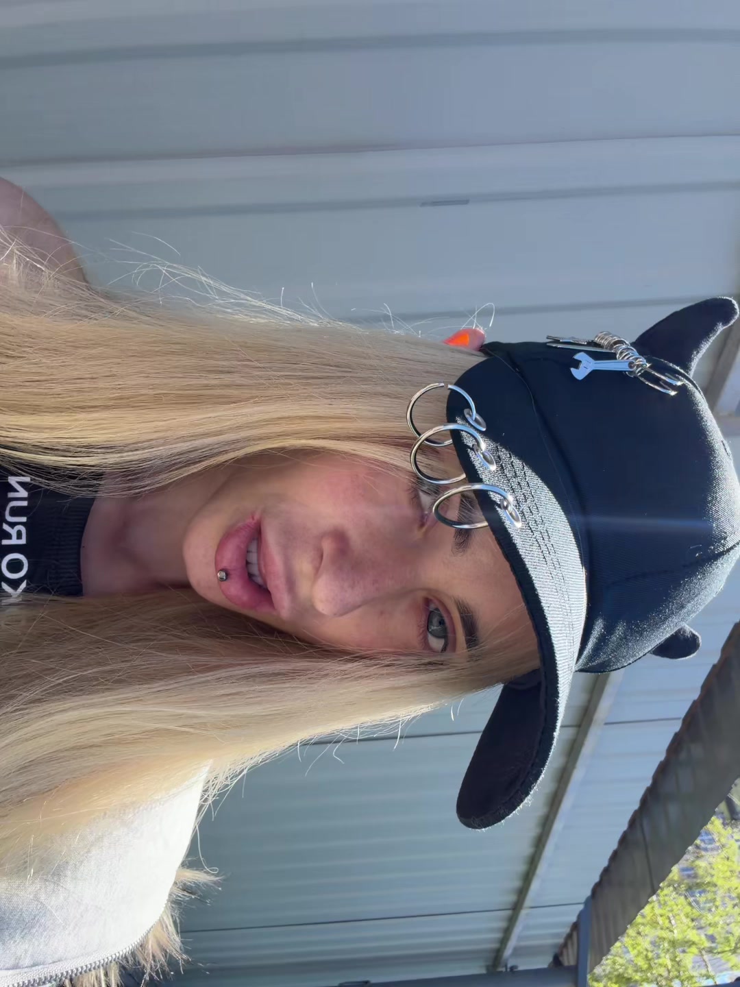 @oxrik