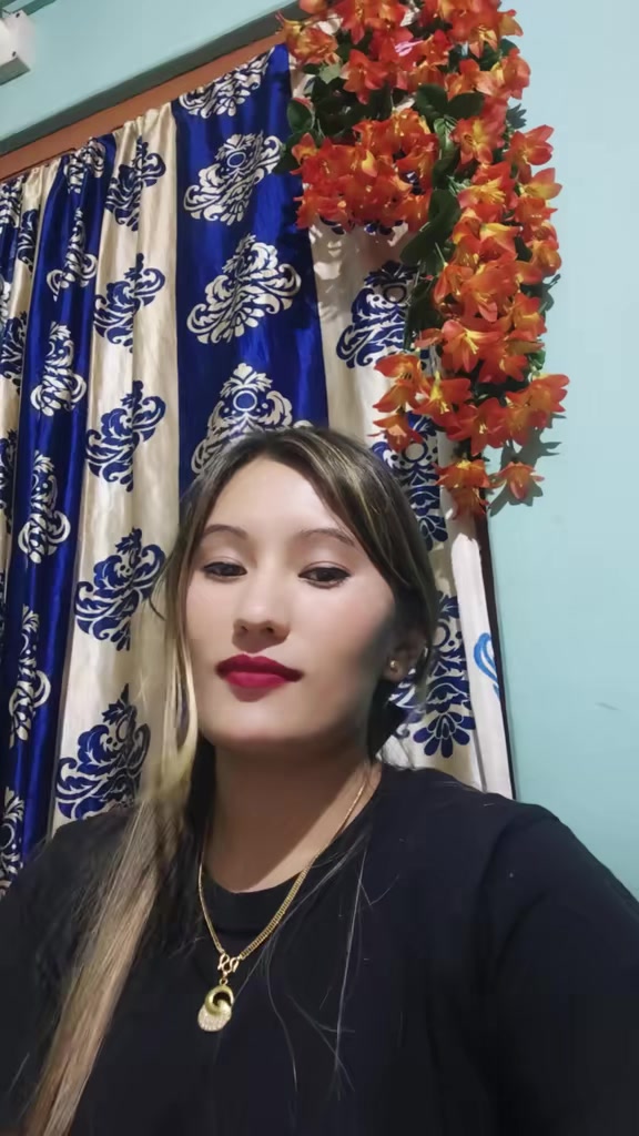 @𝓚𝓻𝓲𝓽𝓲 𝓢𝓽𝓱𝓪🥀