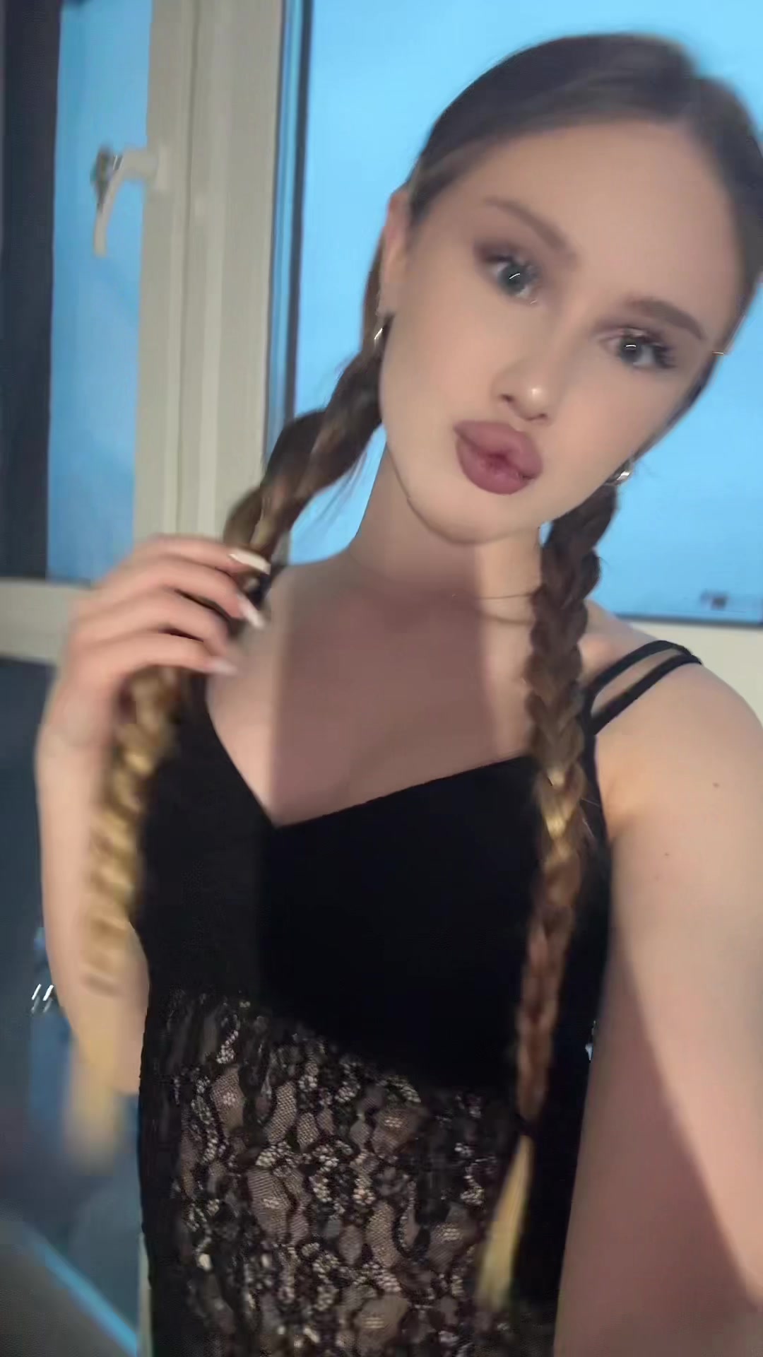 @lizaassv