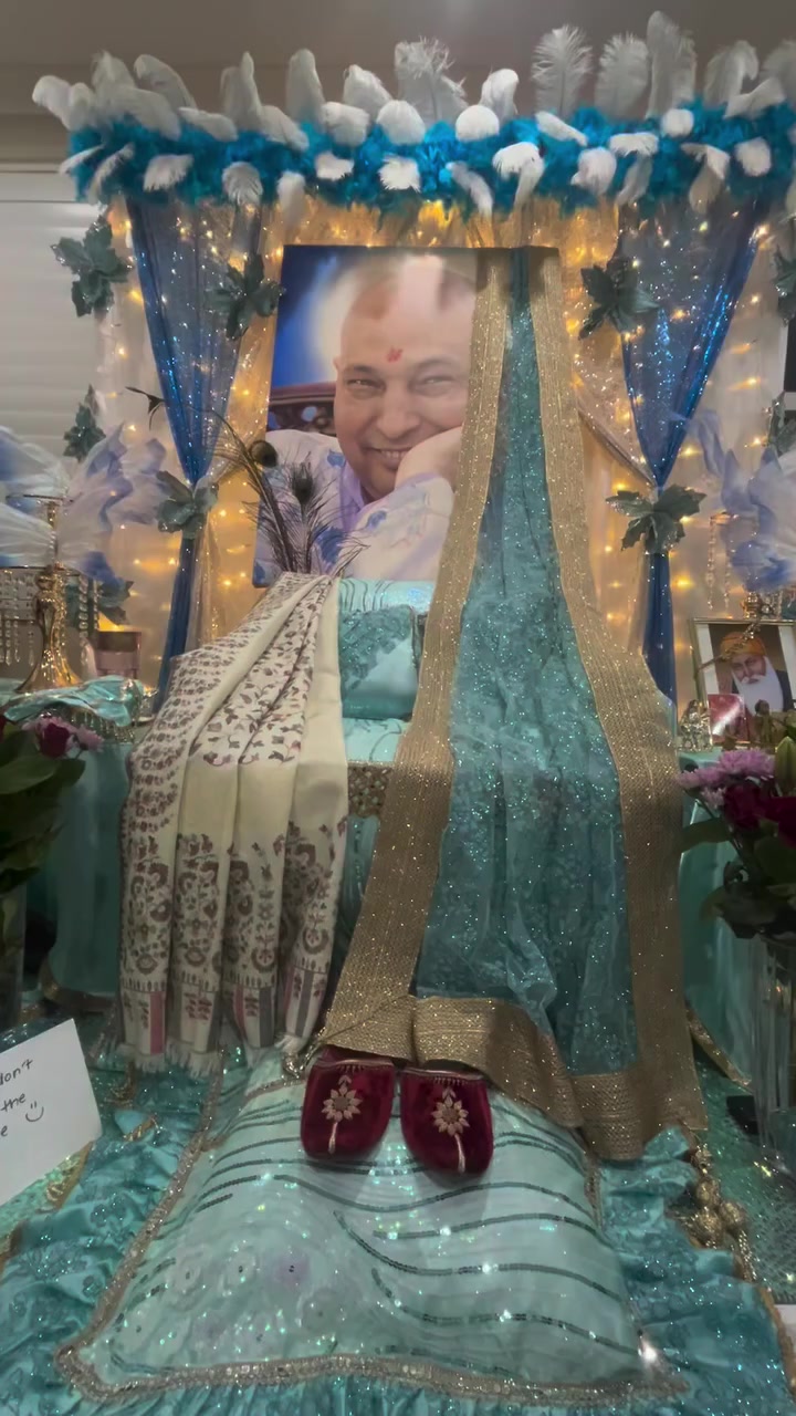 @𝓐𝓼𝓱𝔀𝓪𝓷𝓲 𝓽𝓱𝓪𝓴𝓾𝓻