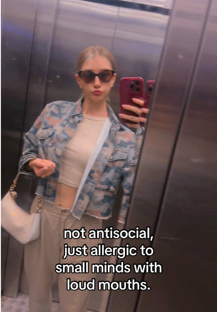 @Ana