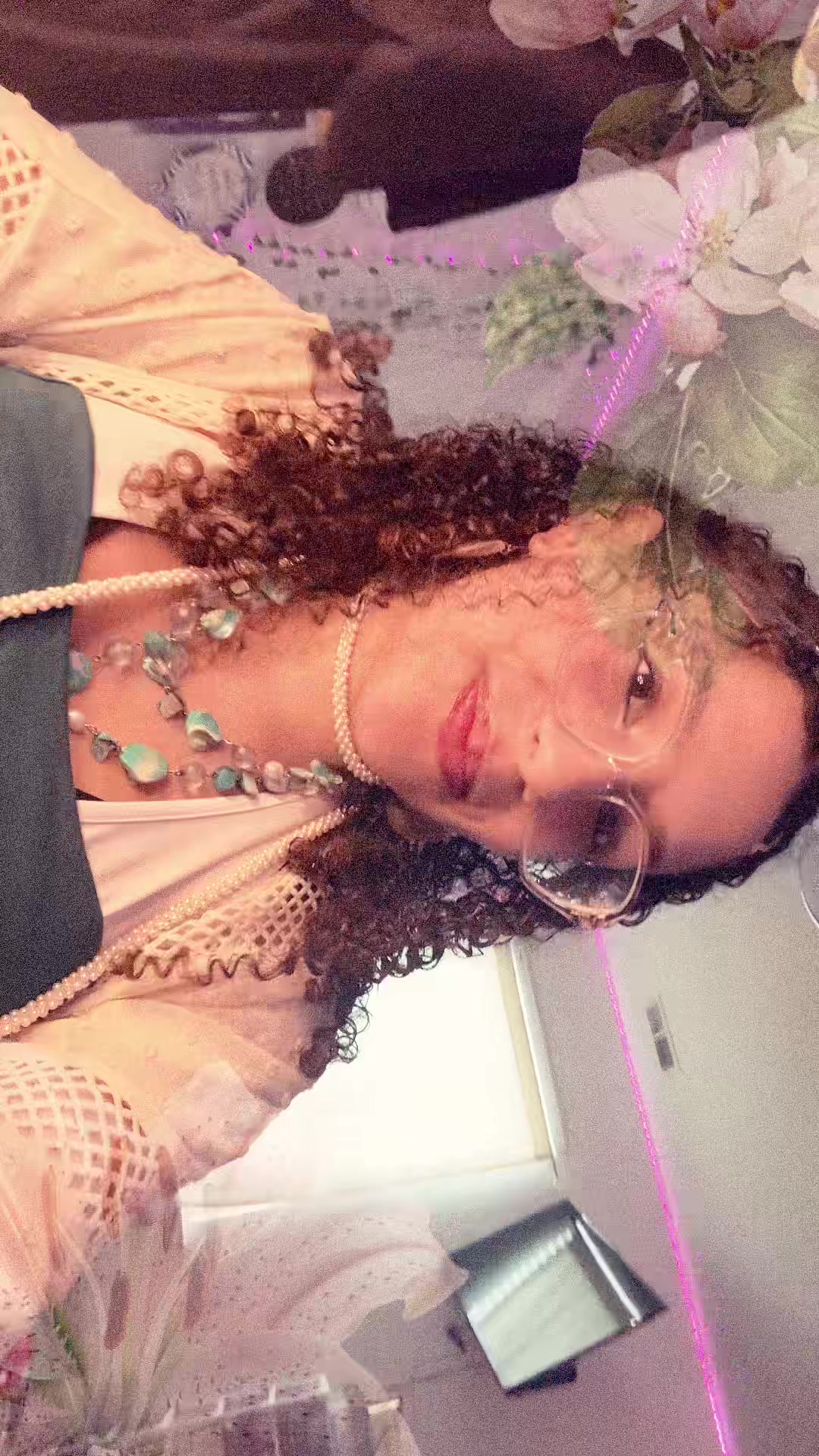 @totallynot.caidence 💋
