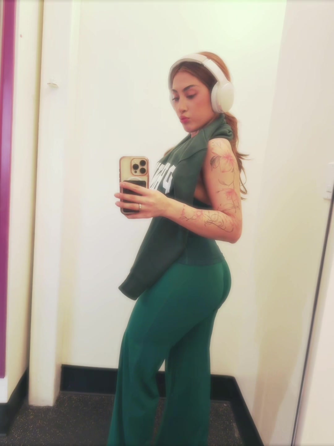 @Sheyla Nicole