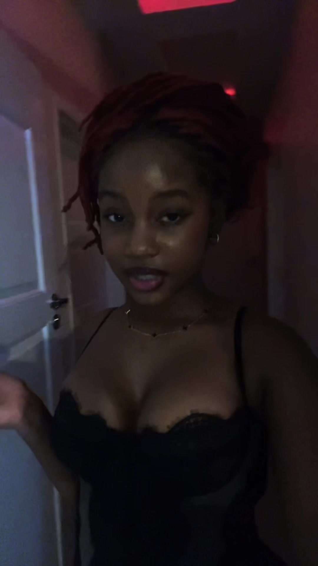 @Shaniq💫