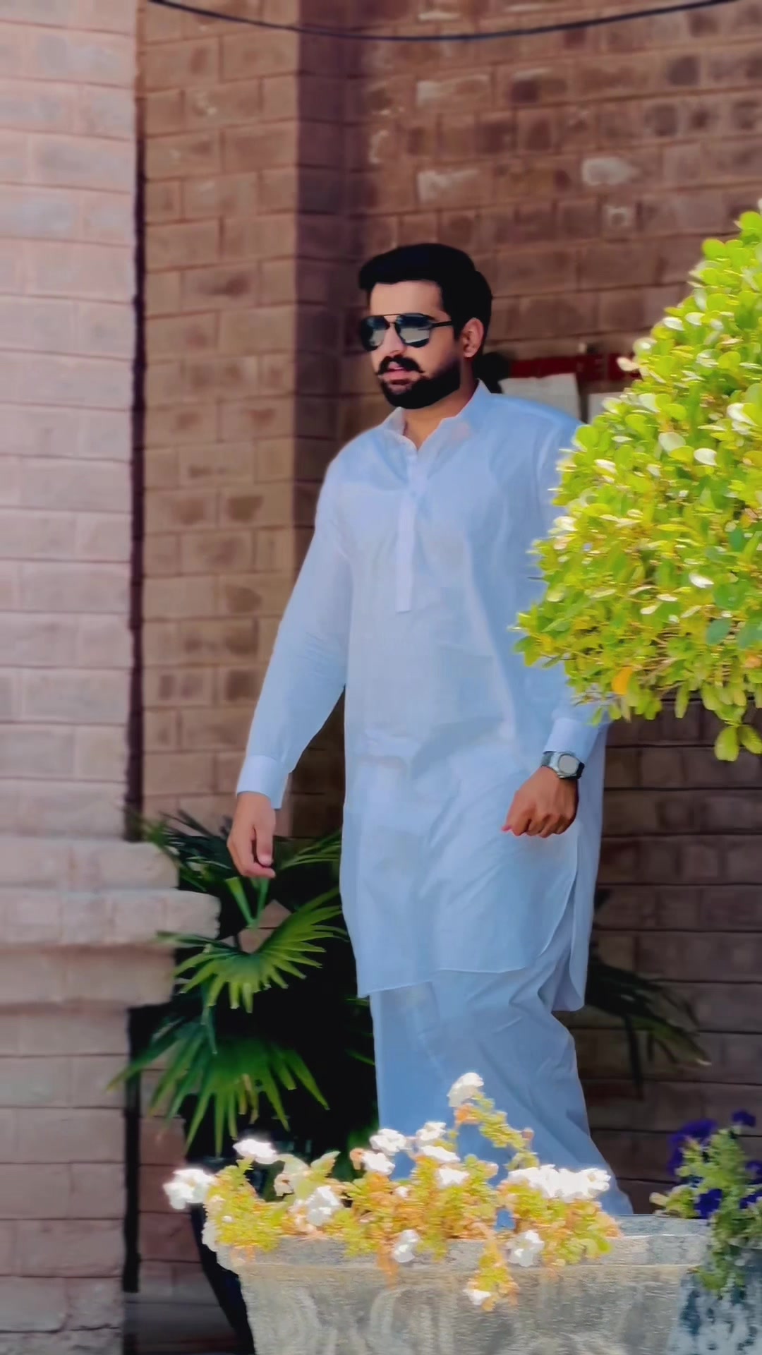 @Ali_Malik