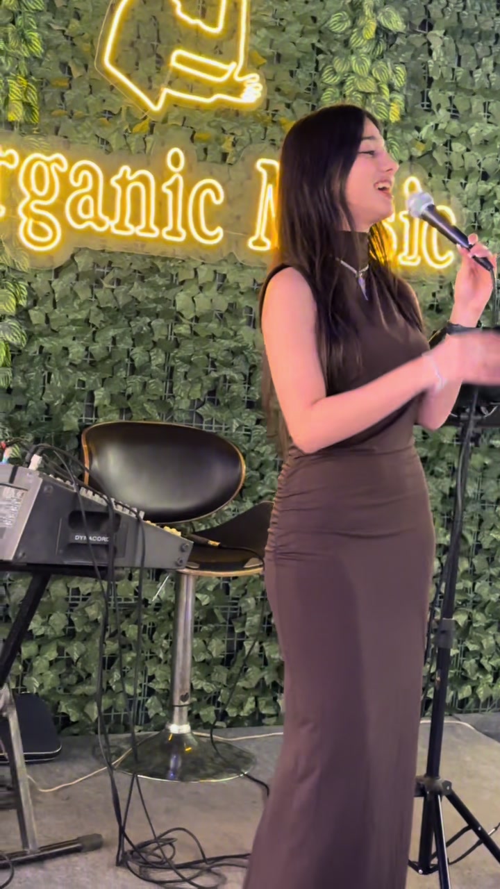@G&uuml;nel Sultan🎤🎶🎵💜