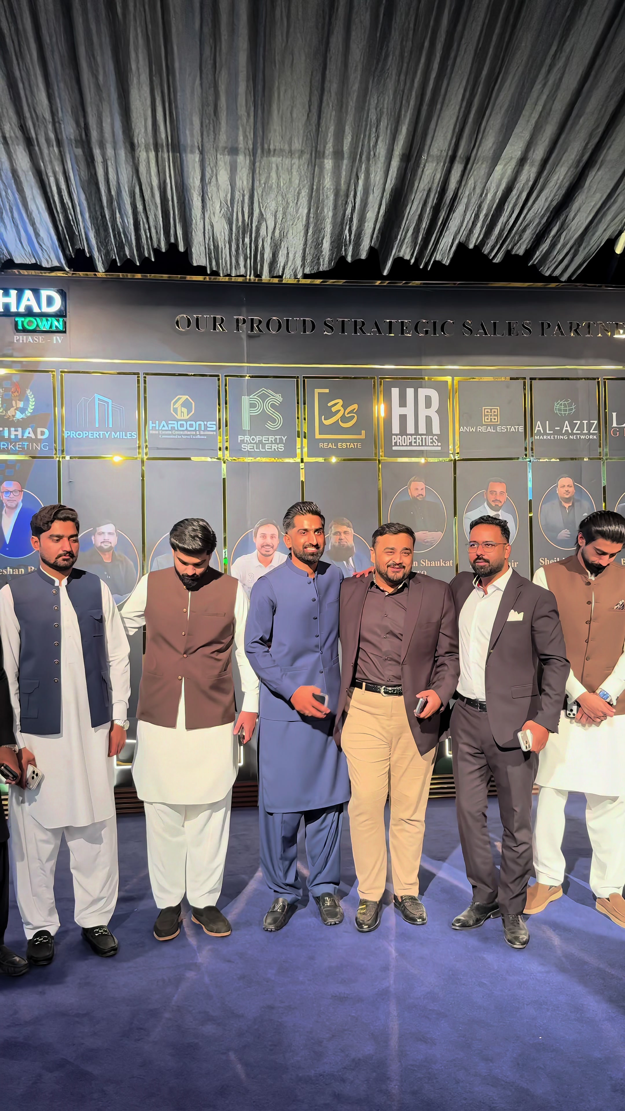@AFZAL WATTOO - Real Estate