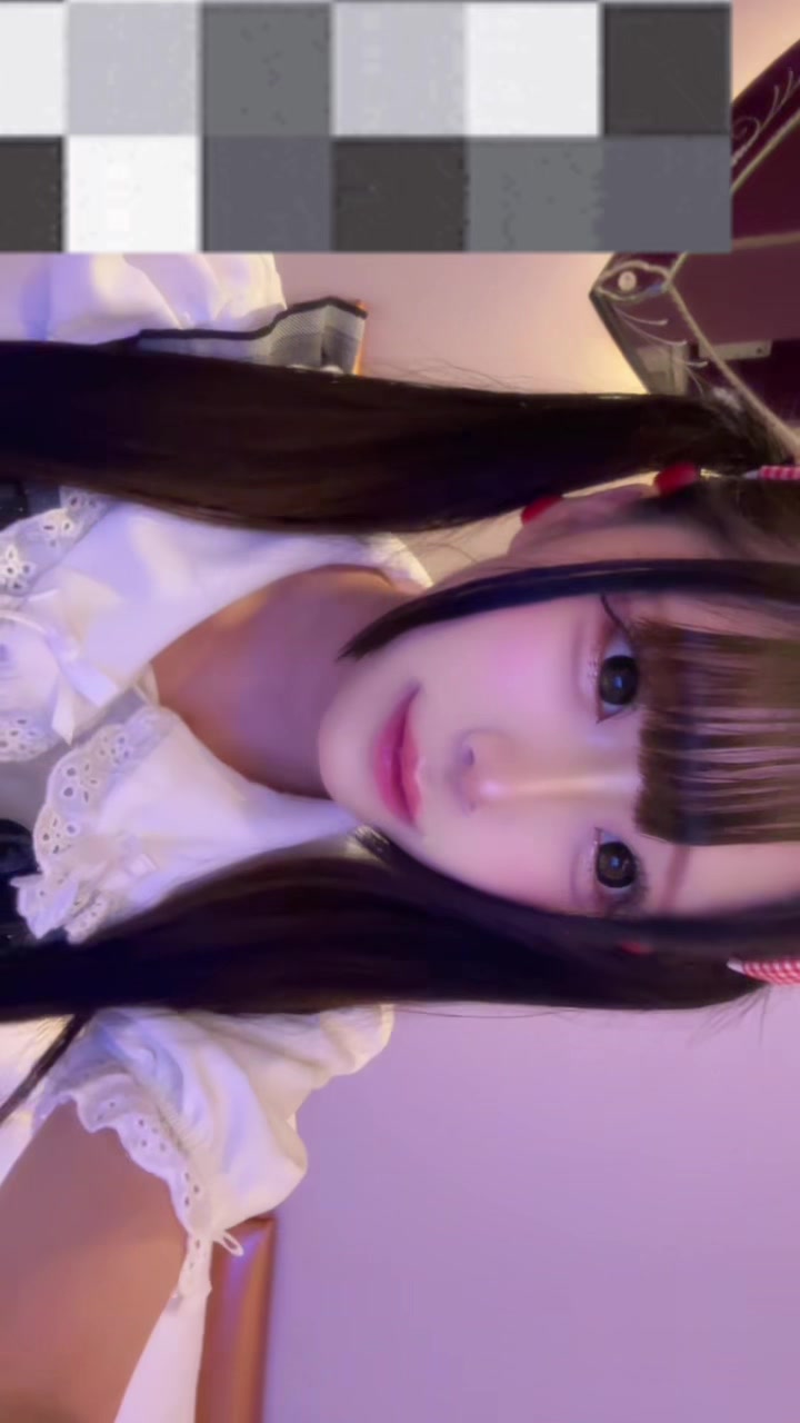 @なな