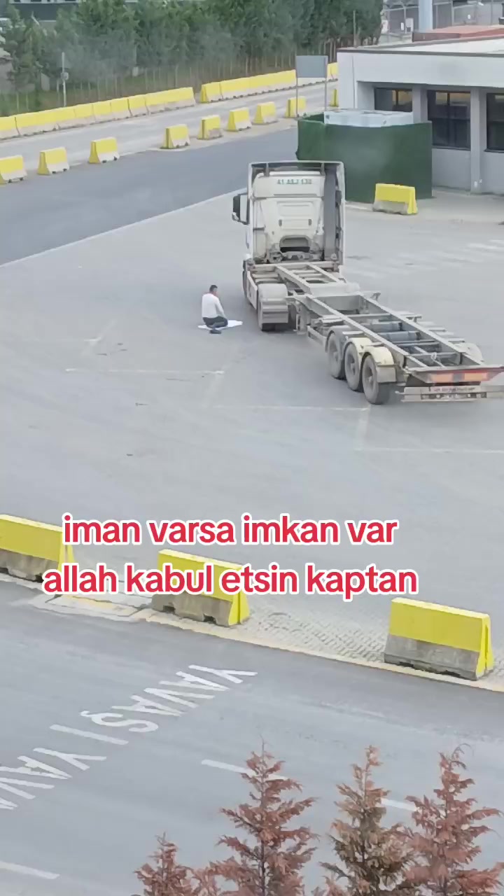 @Z̳A̳Z̳A̳O̳R̳H̳A̳N̳