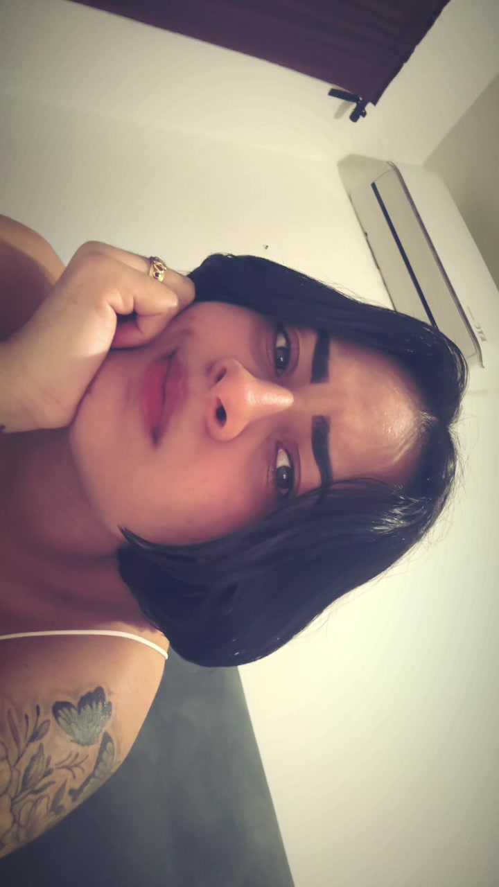 @yeinyfernandez