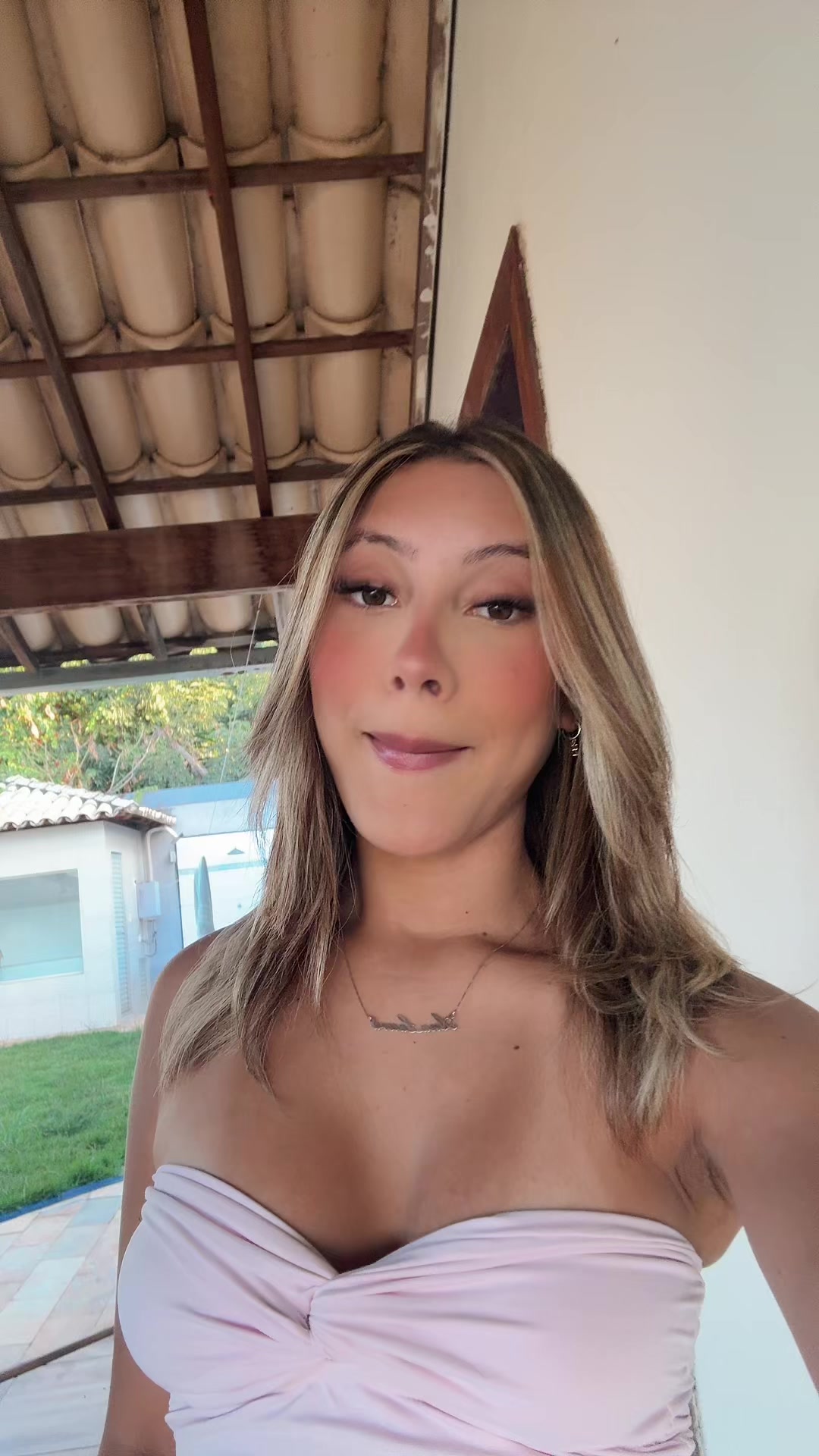 @LR