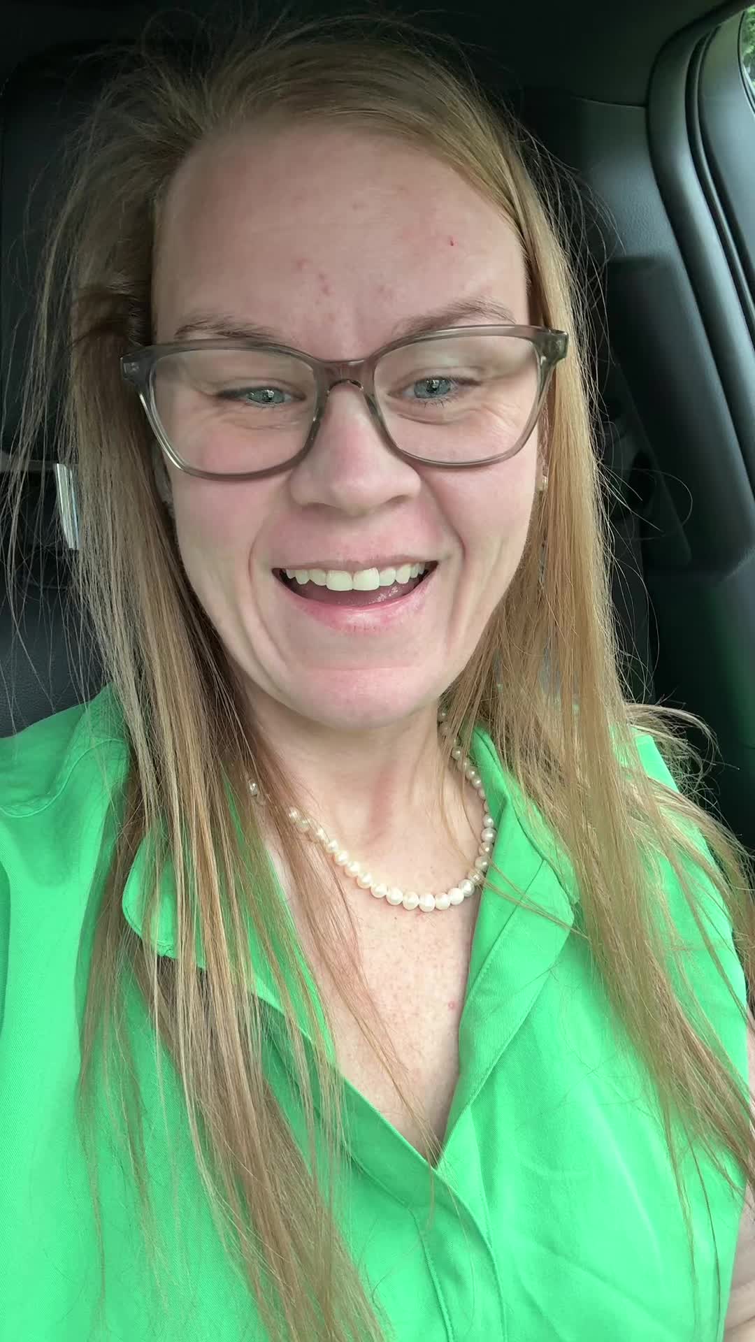 @AnnaCauley