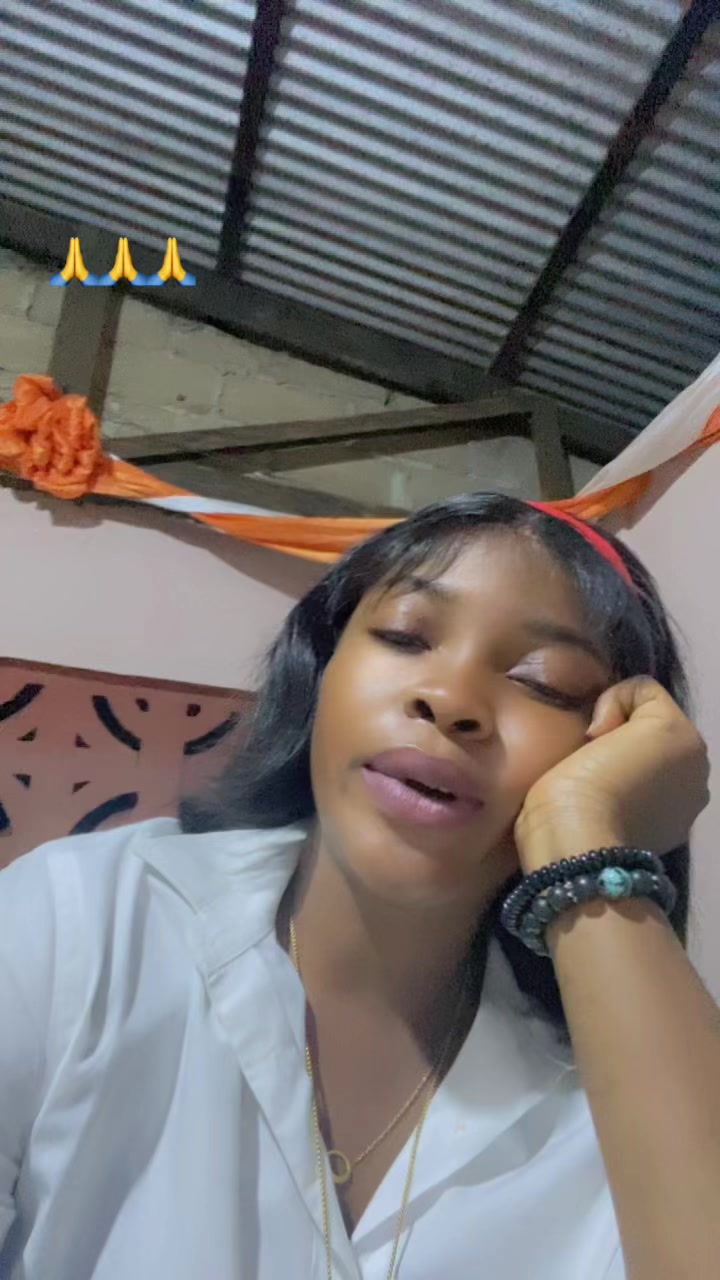 @Akhosua Kira