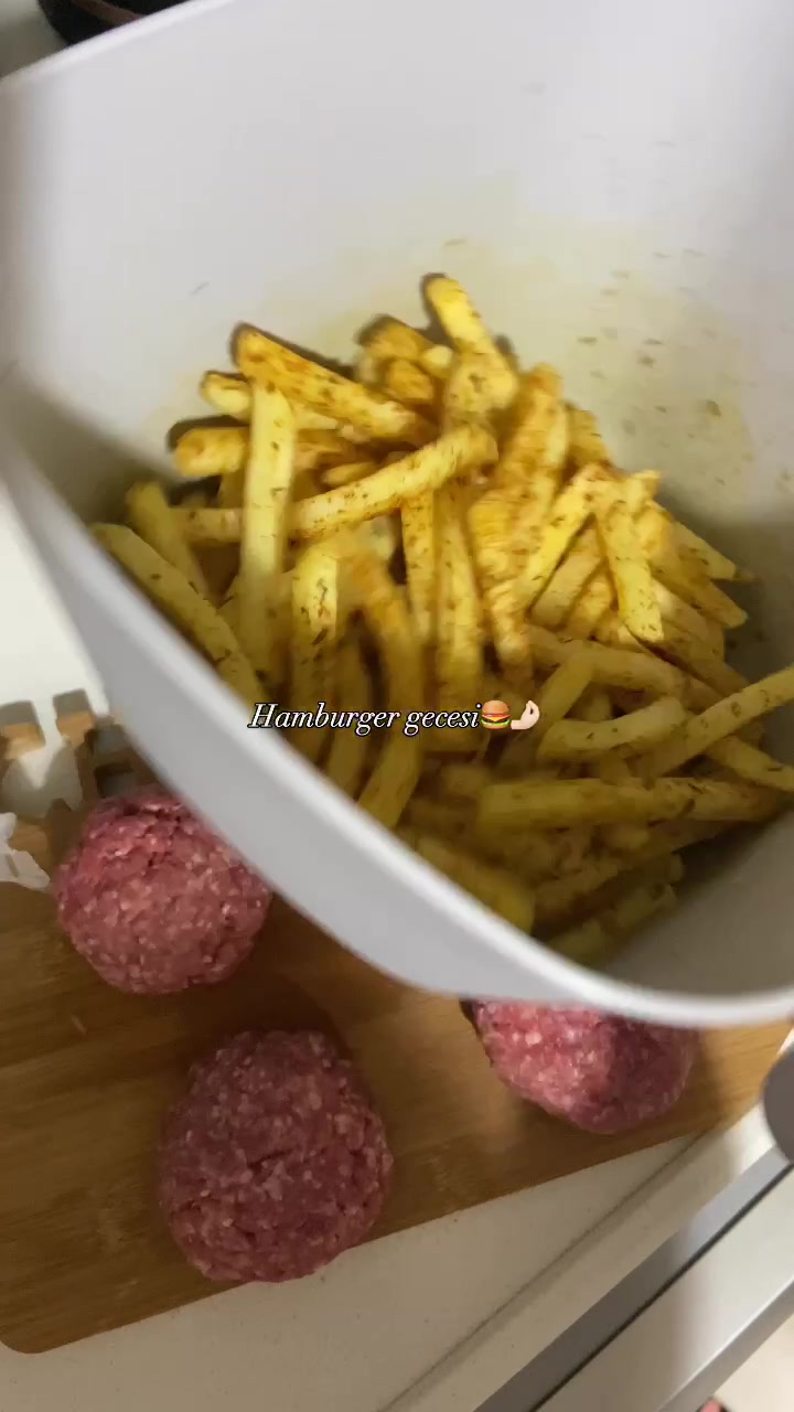 @Ecem Konaş