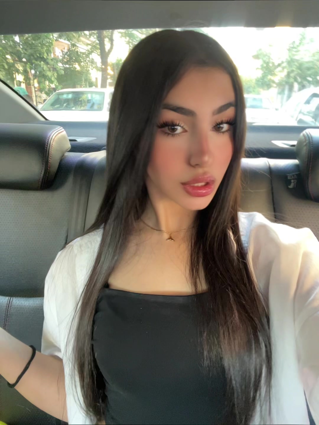 @_zhinak