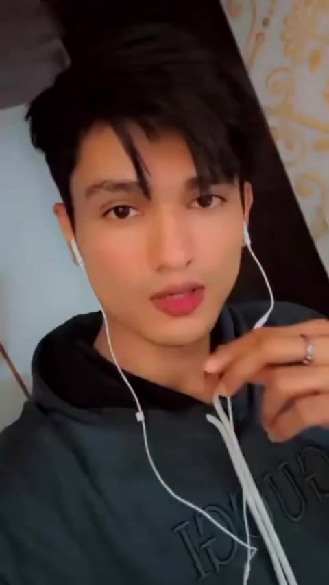 @CuteBoy110