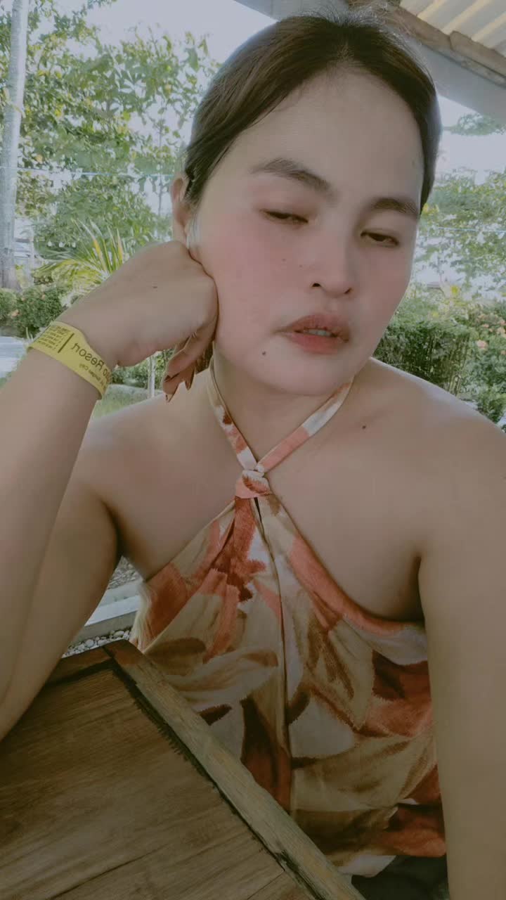 @Lanie Vee Estrella Cempron
