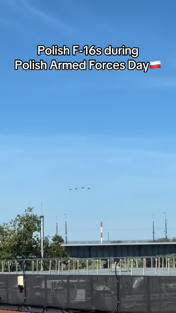 @🛫( T_T)