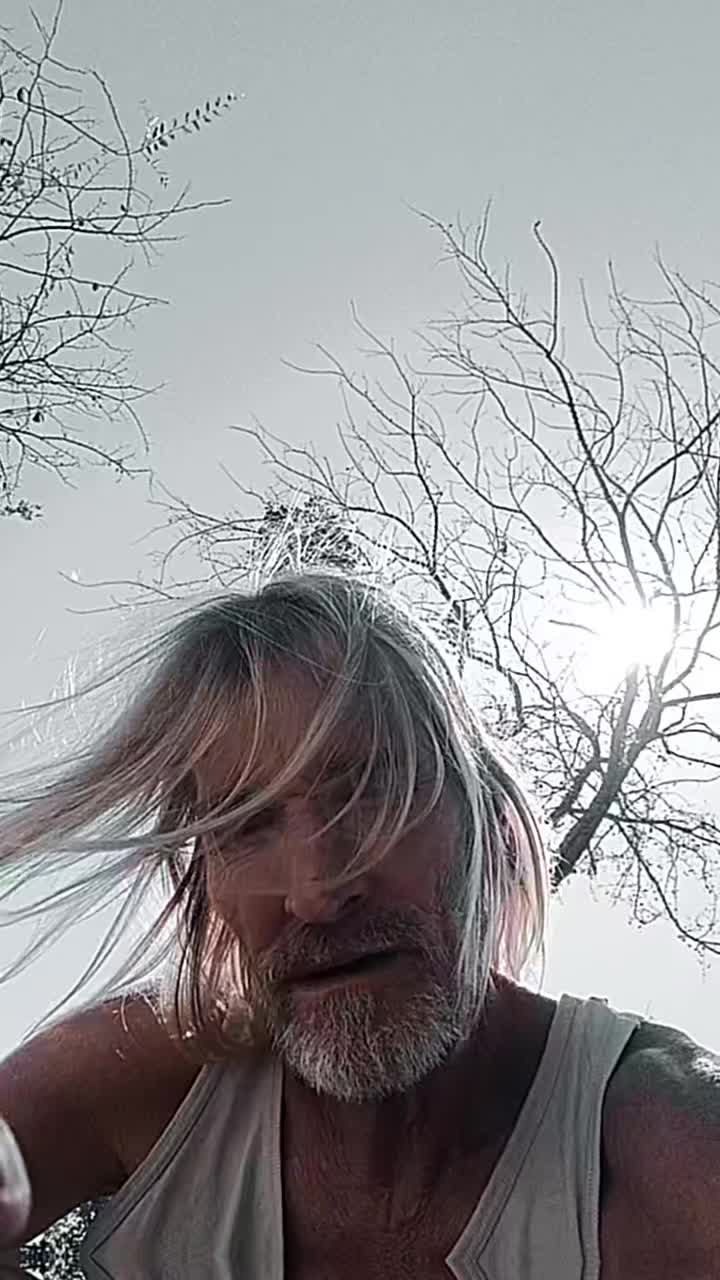 @👑RonaBug🔥🐛🎵⚡🎸
