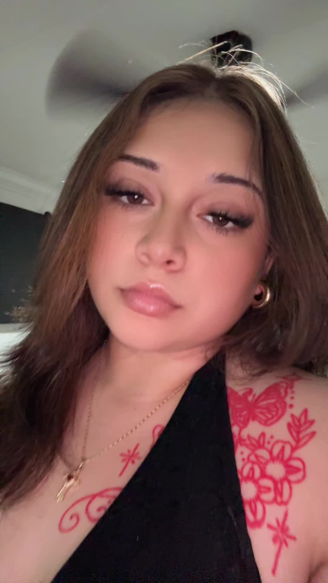 @𝔇𝔢𝔫𝔦𝔰𝔰𝔢ﾒ𝟶
